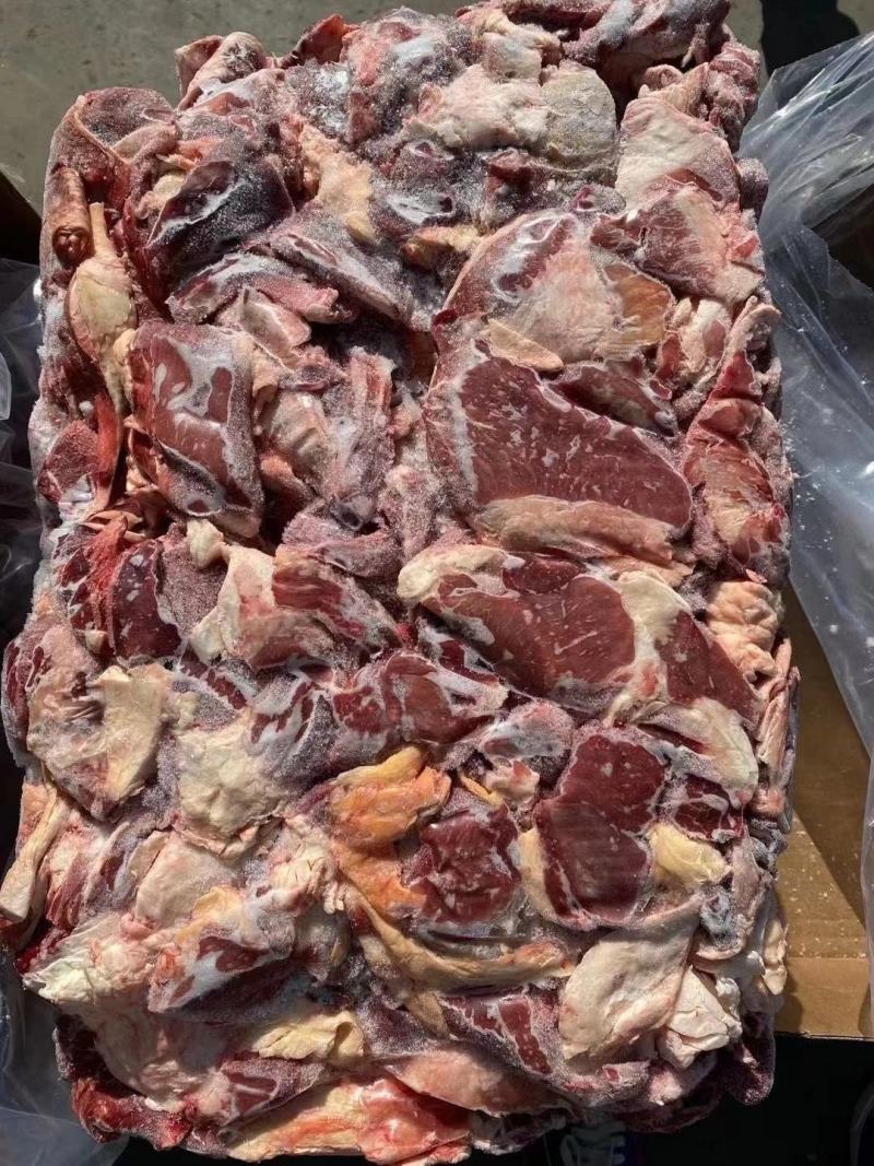 内蒙古锡林郭勒草地牛碎肉，炖菜，搅馅，欢迎订购洽谈。