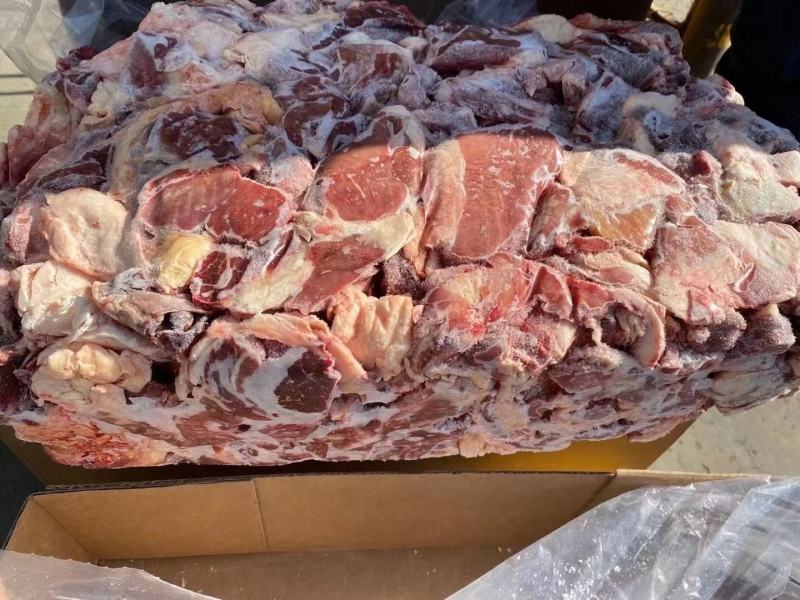 内蒙古锡林郭勒草地牛碎肉，炖菜，搅馅，欢迎订购洽谈。
