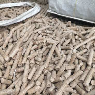 燃料生物质颗粒花生壳锯末出售
