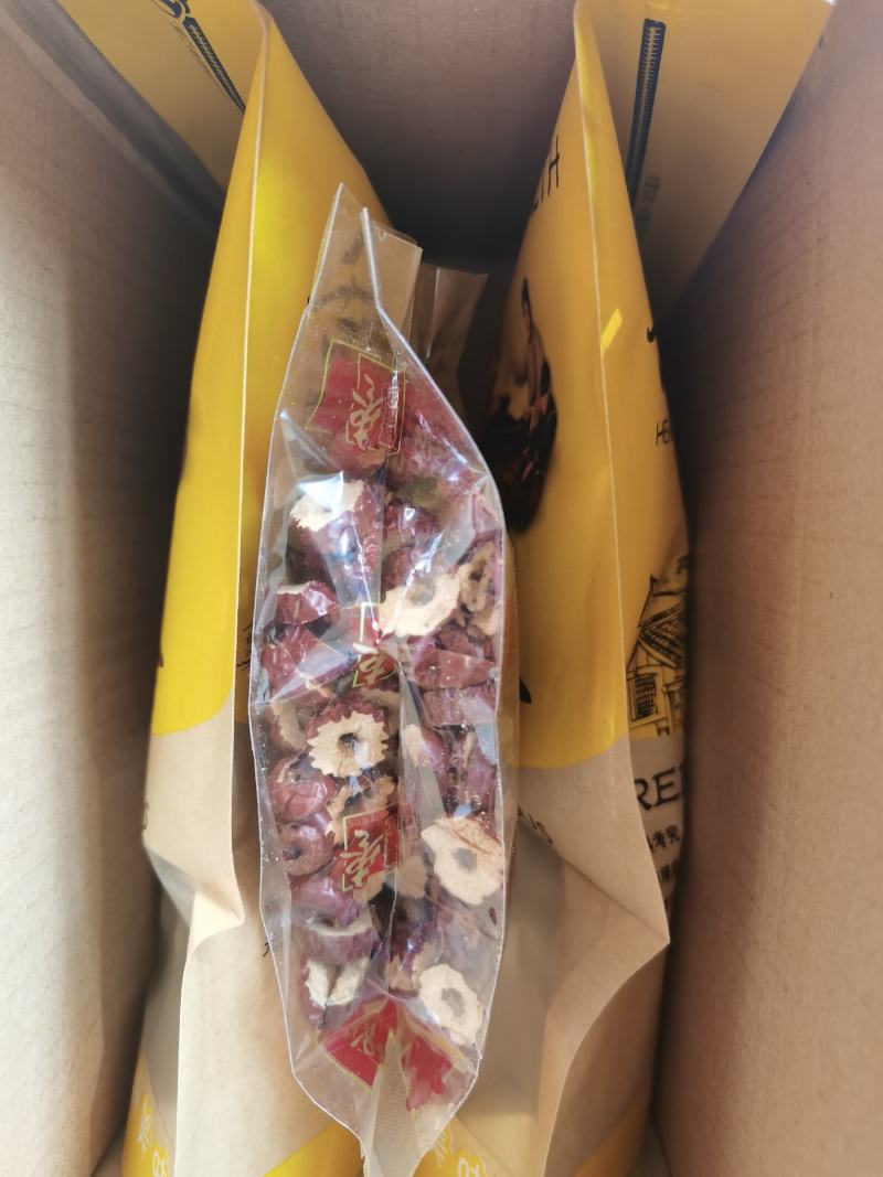 **酸奶山楂球奶乐楂网红巧克力力豆儿童小食品小吃货健