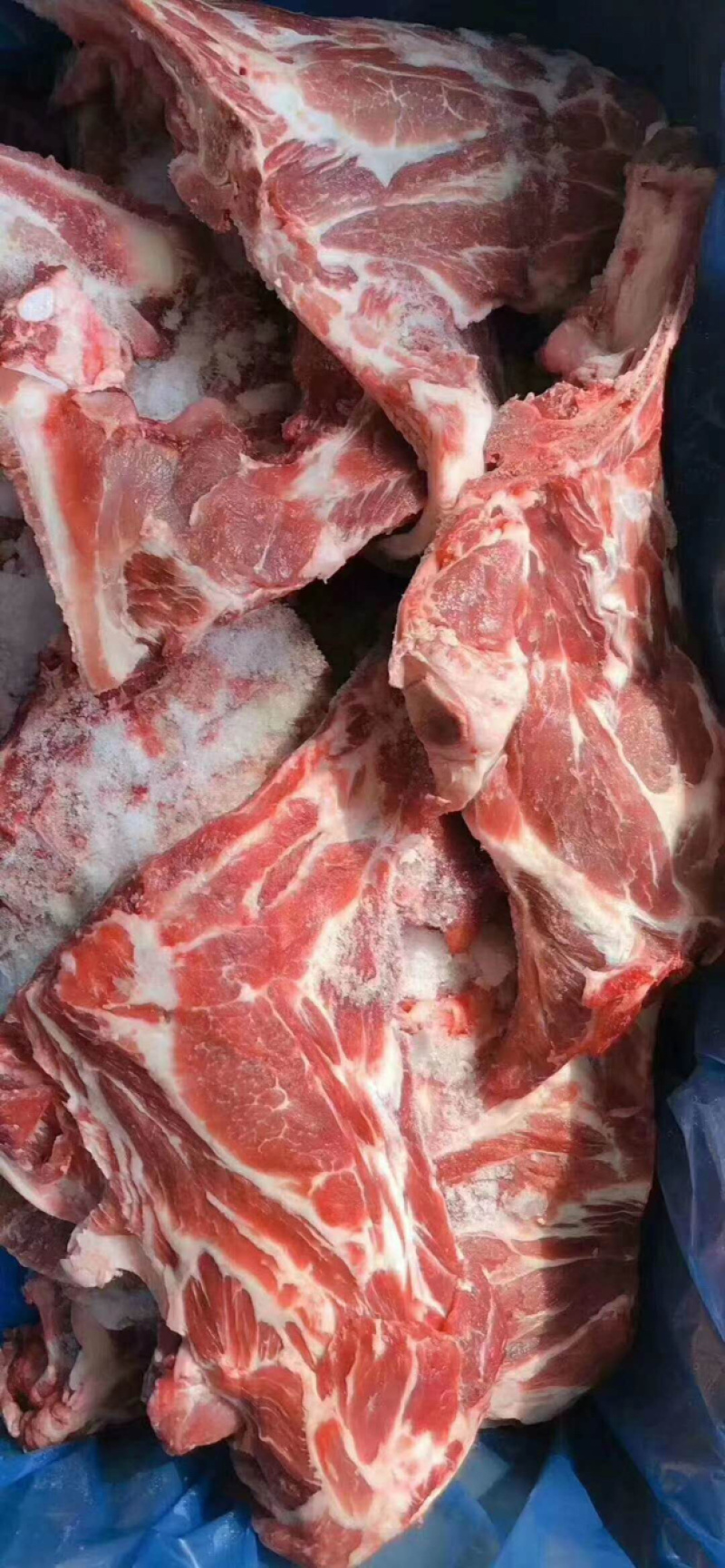 猪颈骨，带肉多猪颈骨，有感兴趣的老板欢迎光临！
