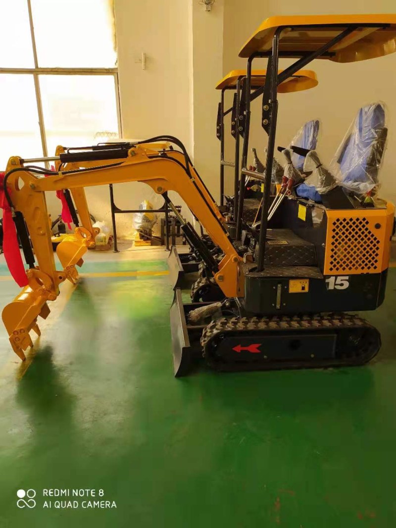 20型小型挖掘机履带挖掘机农用挖掘机生产厂家