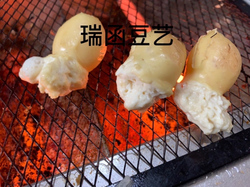 石屏特产爆浆豆腐臭豆腐