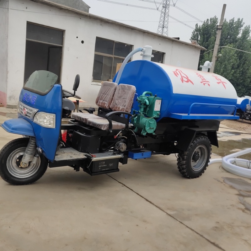 厂家直销三轮吸粪车，吸力大全国可以发货，支持定做
