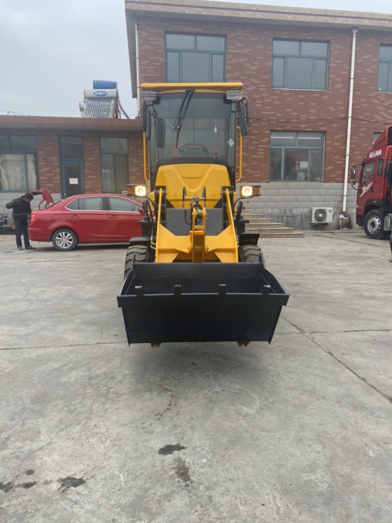 小金刚系列装载机小型铲车，适用于小型空间作业的装载机