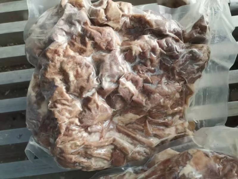八成熟牛腩，牛腱子大量现货供应