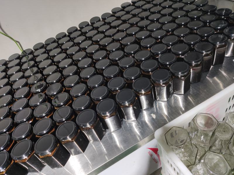 砀山纯梨膏鲜榨梨汁熬制0添加砀山特产对接团队。