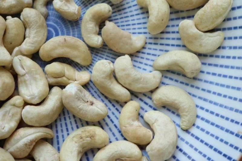 一德路450小号生腰果休闲零食口感很脆香味十足一件代发