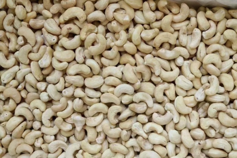 一德路450小号生腰果休闲零食口感很脆香味十足一件代发