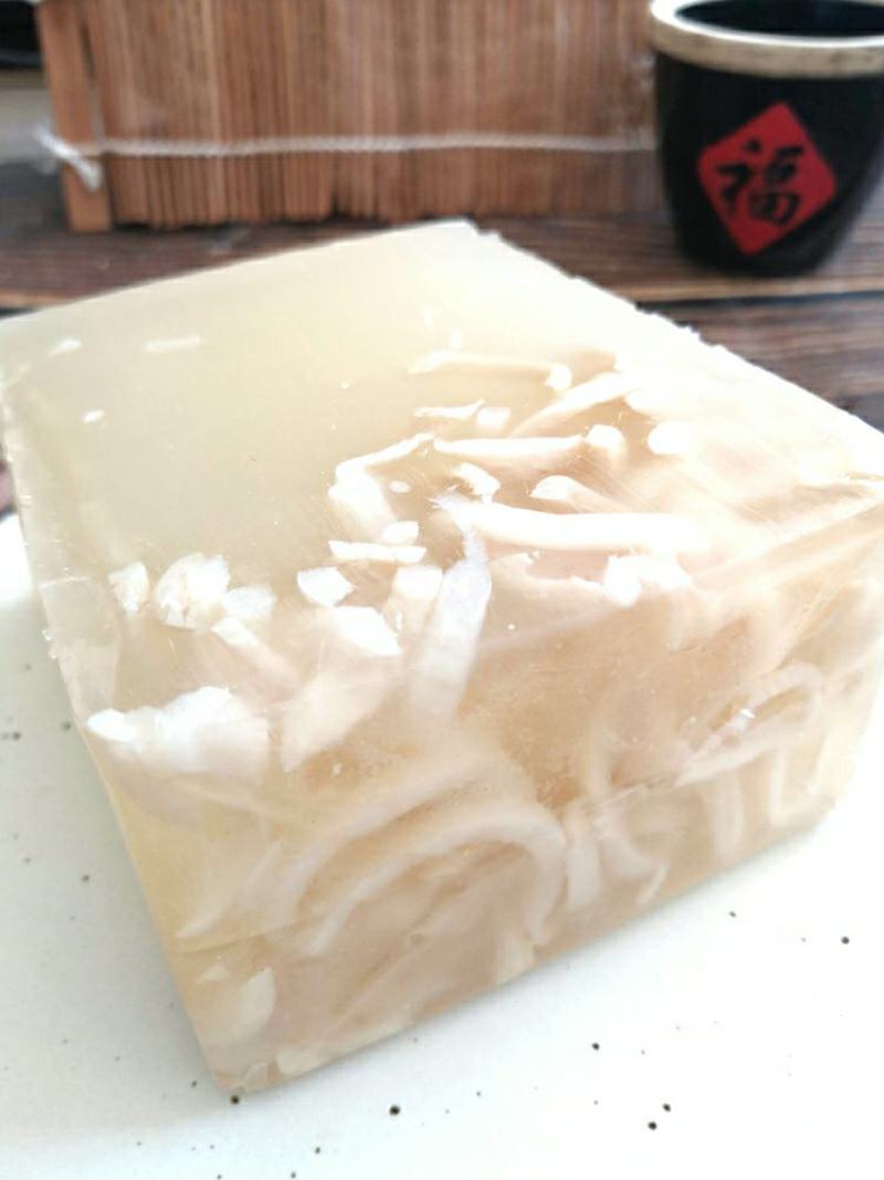 猪皮冻东北特产纯手工制作灌汤包馅料凉拌菜配料肉皮冻