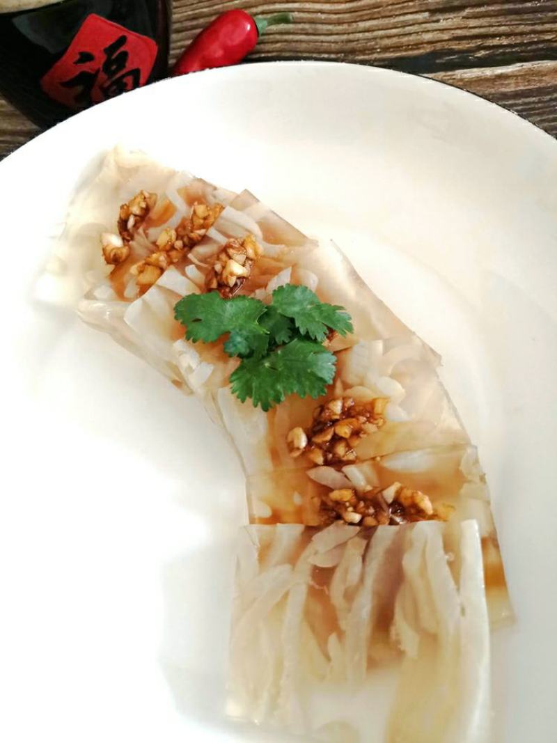猪皮冻东北特产纯手工制作灌汤包馅料凉拌菜配料肉皮冻