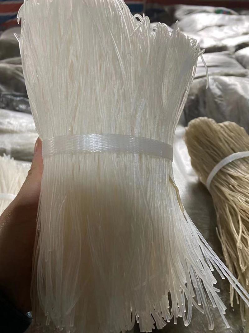 地摊红薯条细粉土豆粉条土豆细粉红薯粉