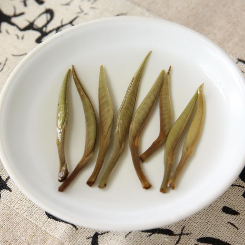 茶农批发云南景谷白毫银针纯芽头茶叶包邮