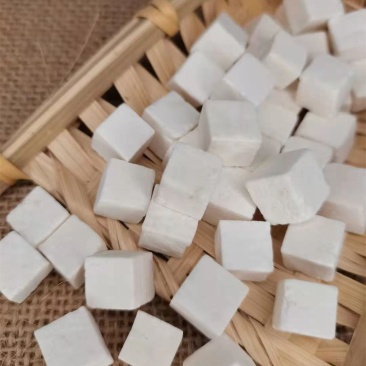 云南茯苓丁中药材正品茯苓块白茯苓粉免费打粉