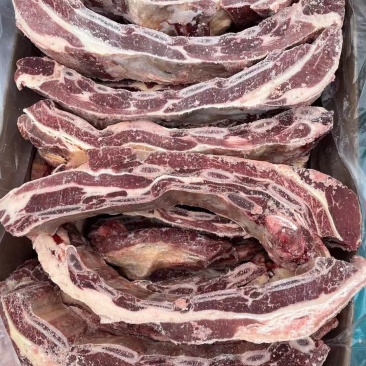 国产牛排，肉排，口感好，肉多，可以打拫据客户要求锯块