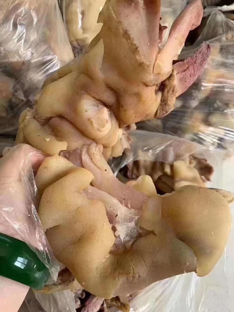 去骨熟牛蹄真空包装，成箱发货，质量保证，