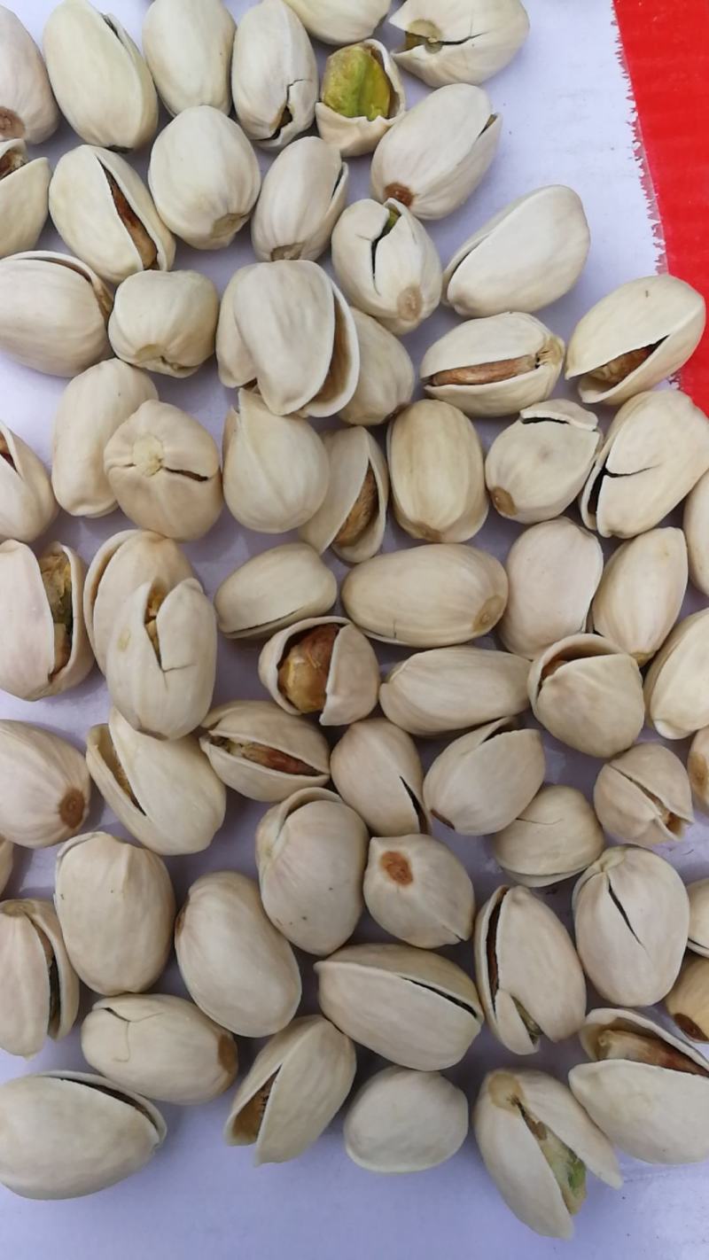 开心果自开颗粒饱满，江湖地摊赶集展销会超市