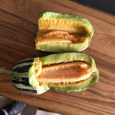 博洋甜瓜，羊角蜜甜瓜，冰糖籽