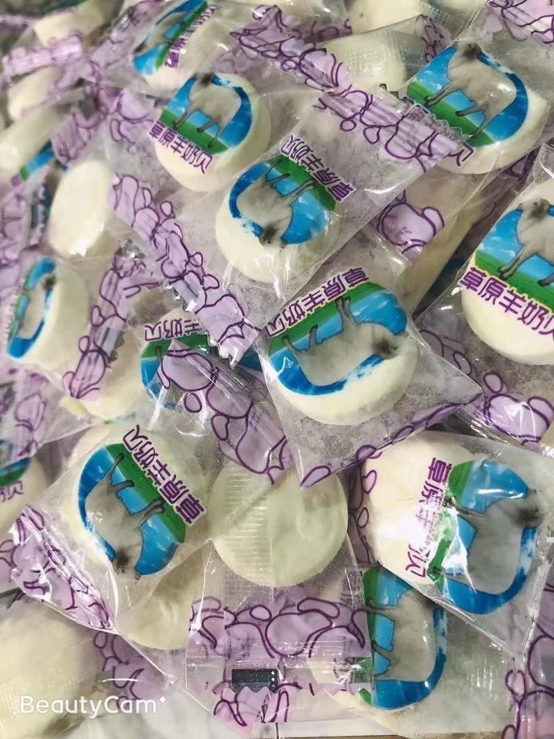 内蒙特产羊奶呗牛奶呗驼奶呗散装袋装休闲零食干吃奶片
