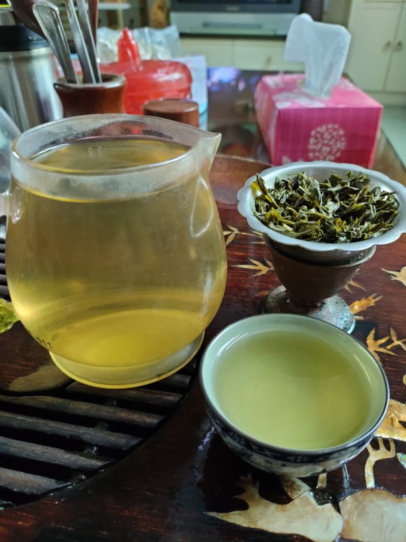 英德，高山环保清香绿茶。