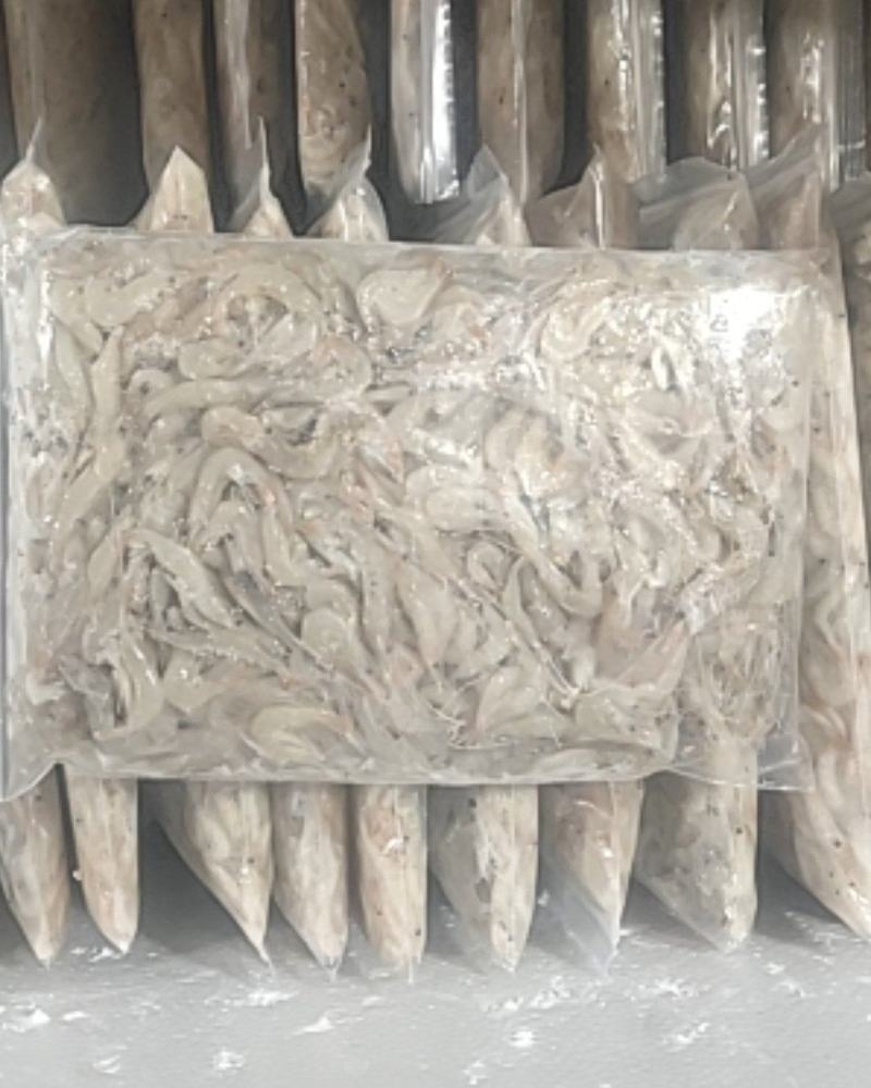 速冻白河虾，五百到六百粒左右，常年有货，欢迎老板下单咨询