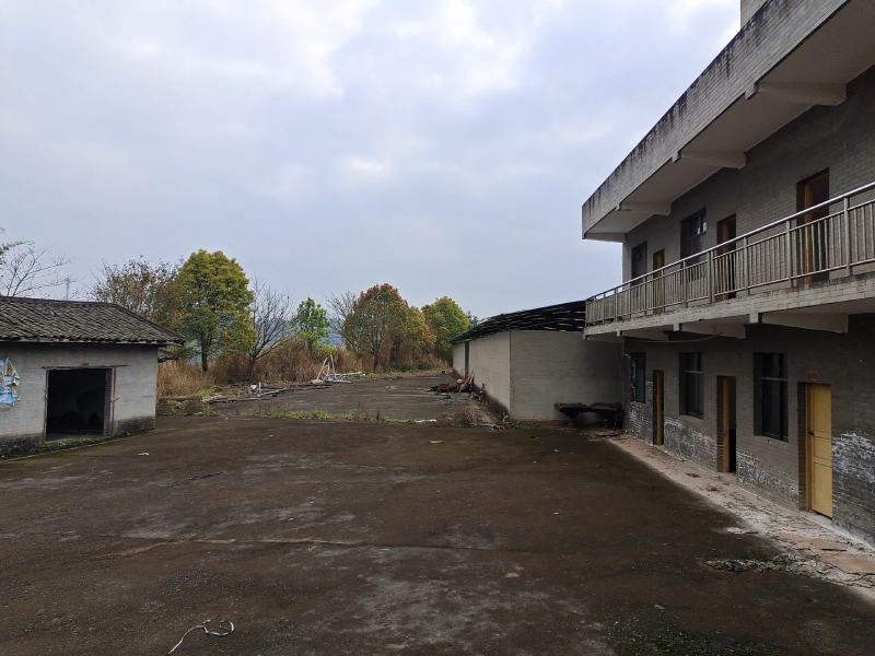 大型养殖场出租，设施齐全
