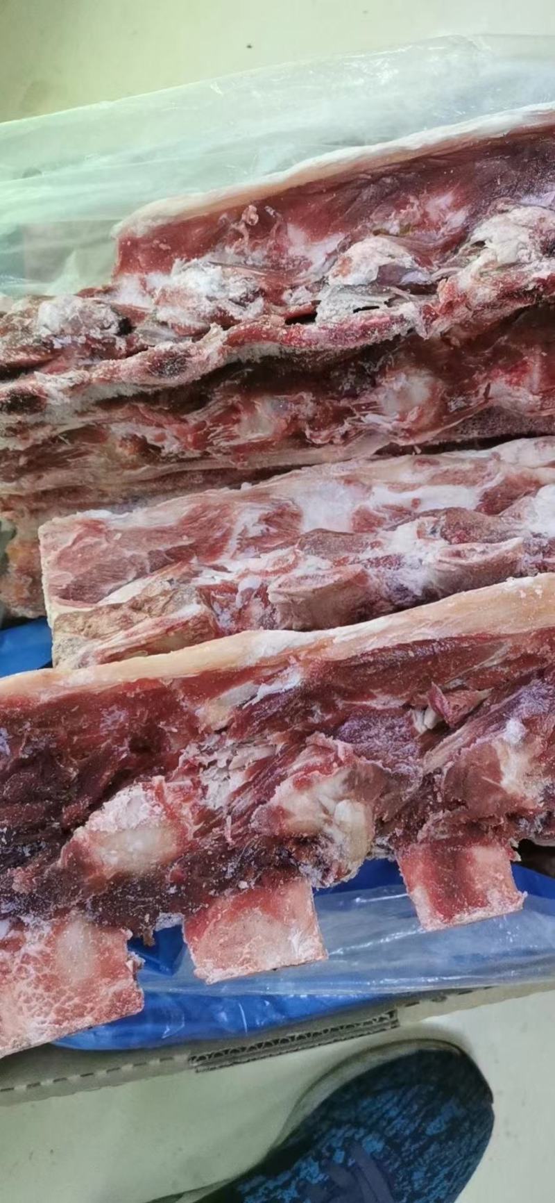 牛脊骨，腰椎骨，价格实惠，自助餐食堂均可