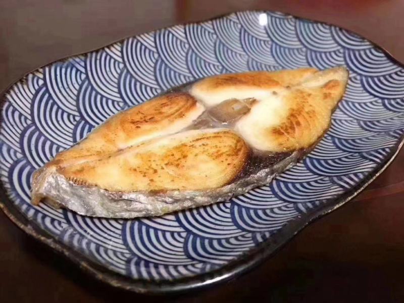 大马鲛鱼片，无暗刺，适合所有人群，干煎一下，外酥肉嫩