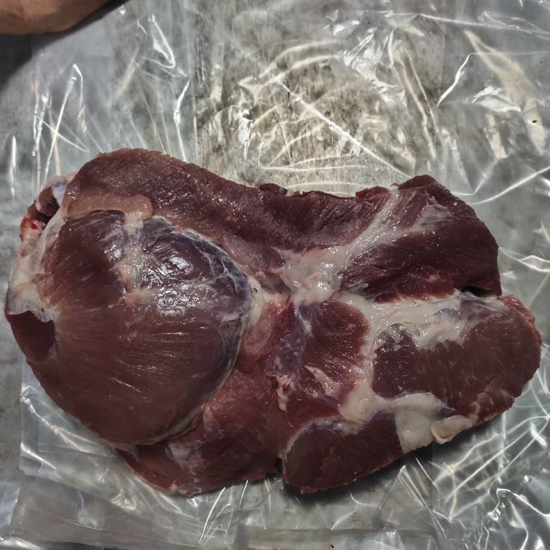 厂家批发冻猪4号肉后腿肌肉量大优惠