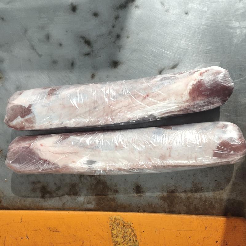 厂家批发冻猪带皮3号肉卷带筋皮量大优惠