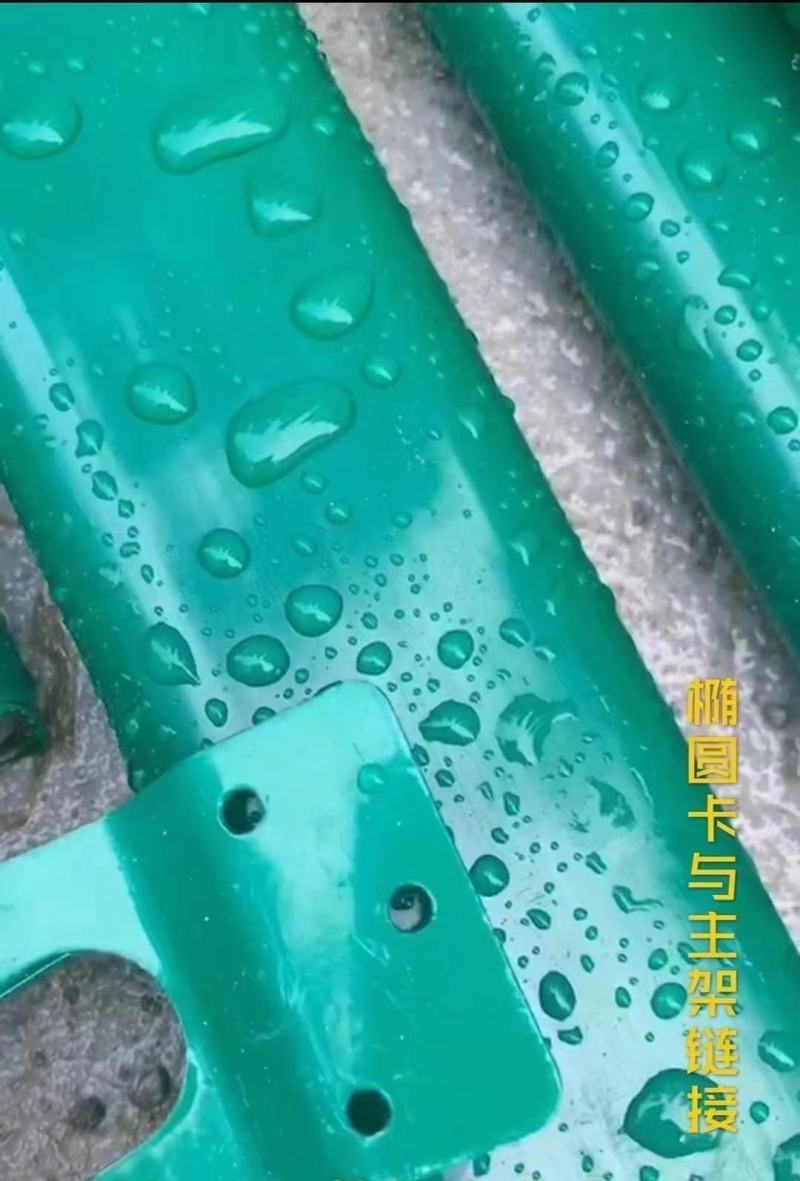 本公司专业：生产太阳能光伏镀锌支架CZU型钢，（跟踪支架