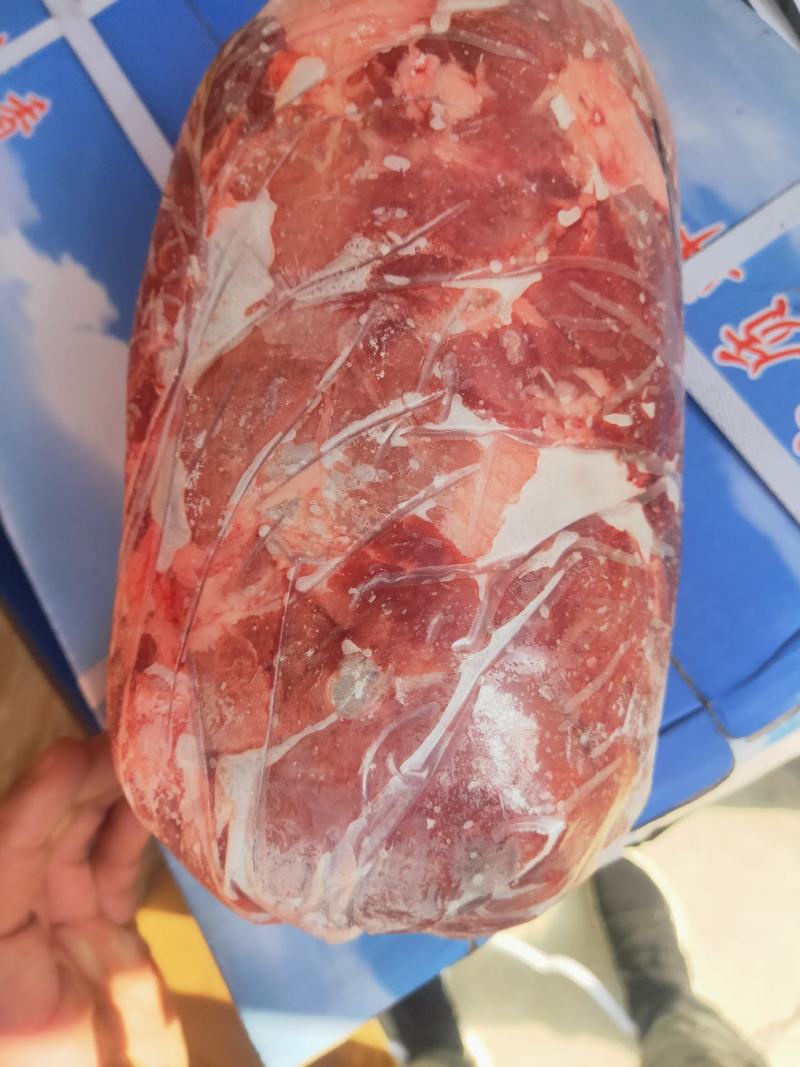 纯干，羊后腿包。穿串必备烧烤必备欢迎咨询