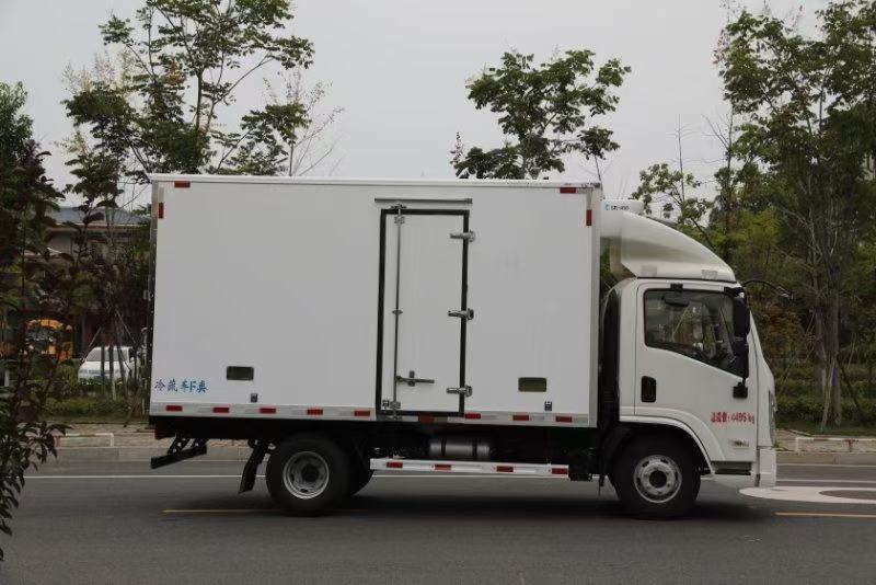 陕汽德龙K3000国六4.2米冷藏车(合规车型)
