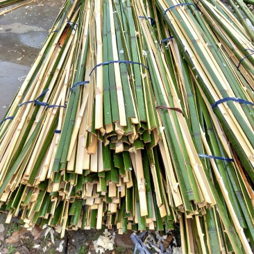 竹片常年大量出售大竹竿