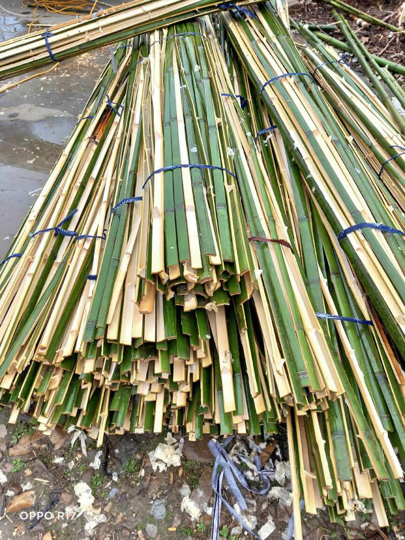 竹片常年大量出售大竹竿