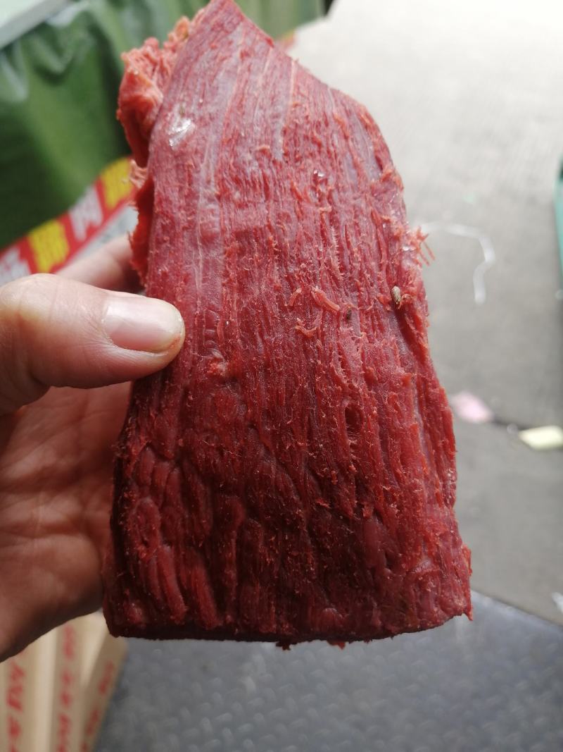 正儿八经的卤牛条形肉，八层熟，，老厂货，颜色好，质量好