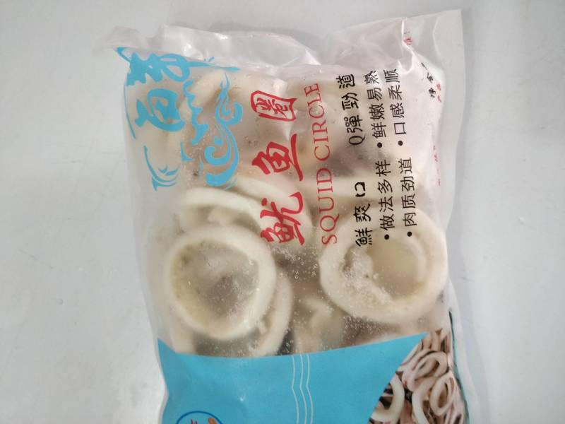 干冰鱿鱼圈，不发水不添加任何化学添加剂，一手货源。