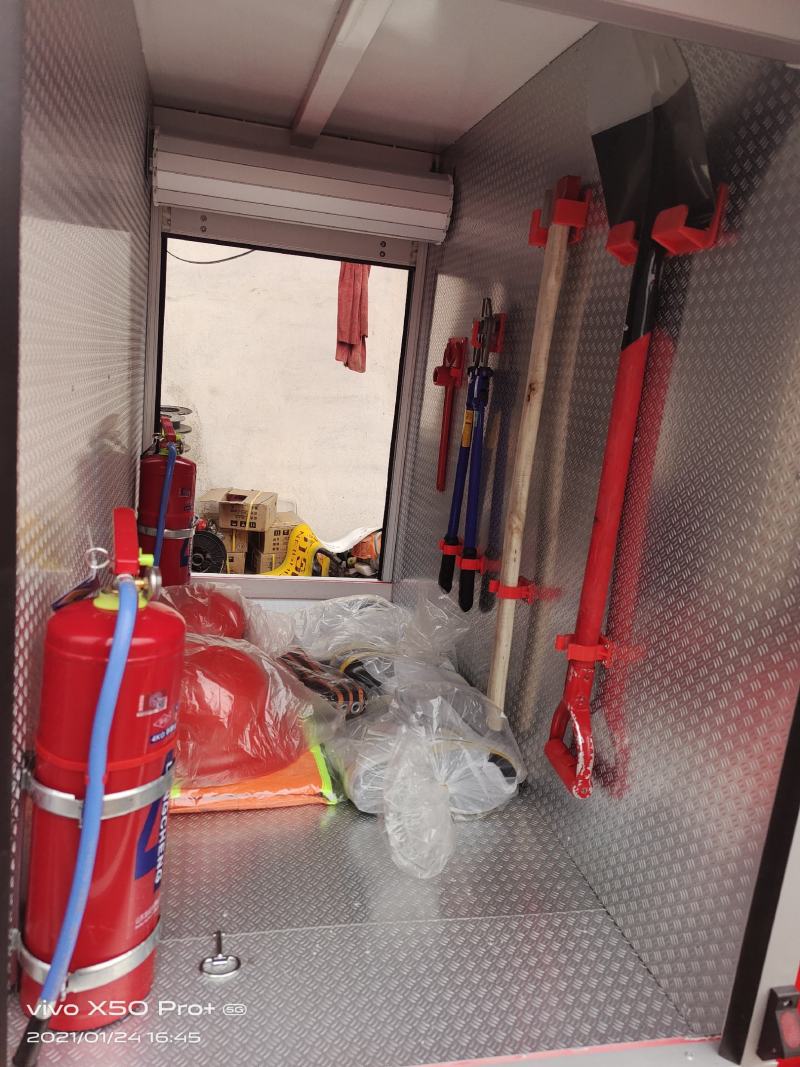新能源电动四轮消防应急车，洒水车，适合小区物业学校，工厂