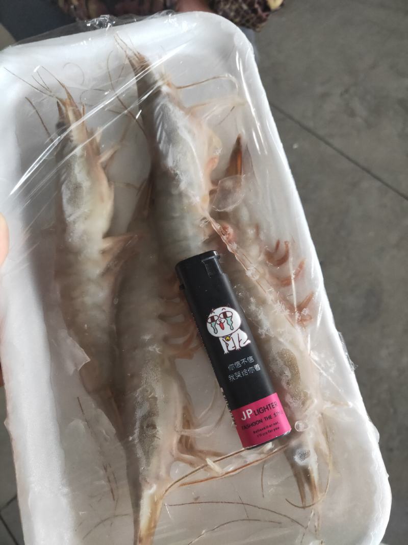 海洋东方大对虾，一盒4个货量充足质量保证欢迎选购