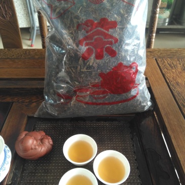 凤凰乌岽春银花香茶头清香奶香味十足，基地直销产品