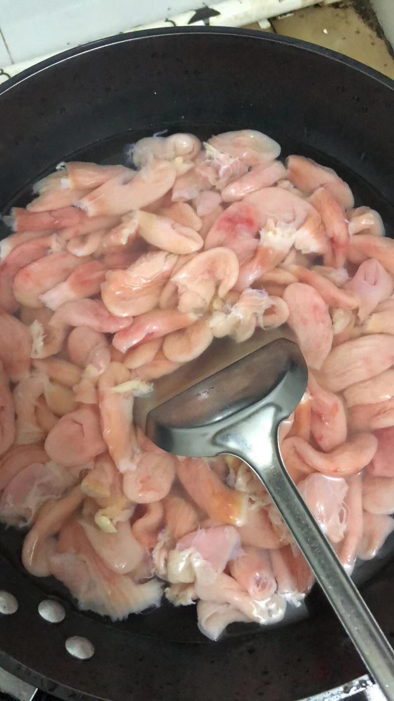伟森特色食材批发～新鲜爽口的桂花鱼肚价格实惠