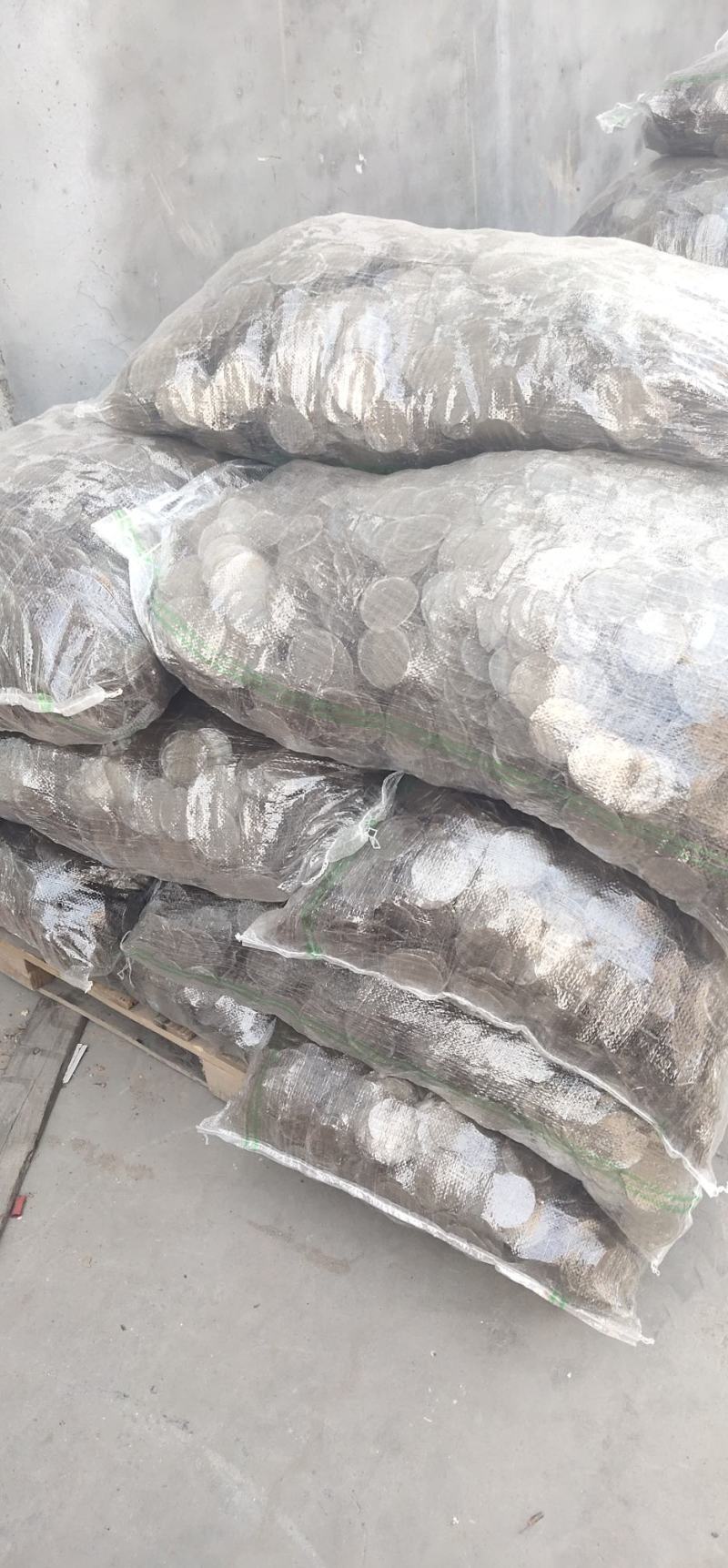 红薯小粉皮，口感柔滑劲道，厂家直销。