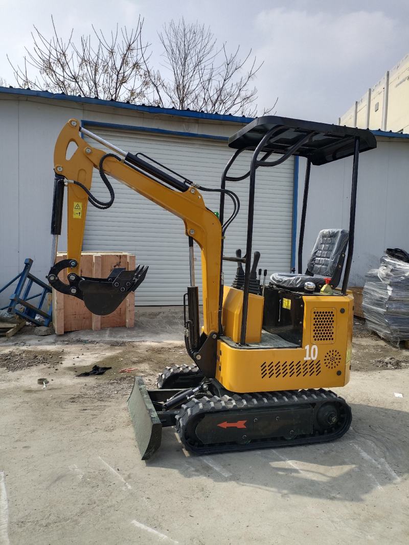 小型挖掘机家用挖土1吨小挖机微型果园农用多功能微挖勾机