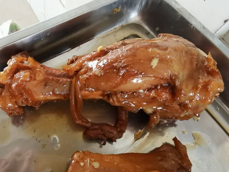 牛小腿乳牛棒骨！小牛腿一件40斤25个左右适合酒店加工厂