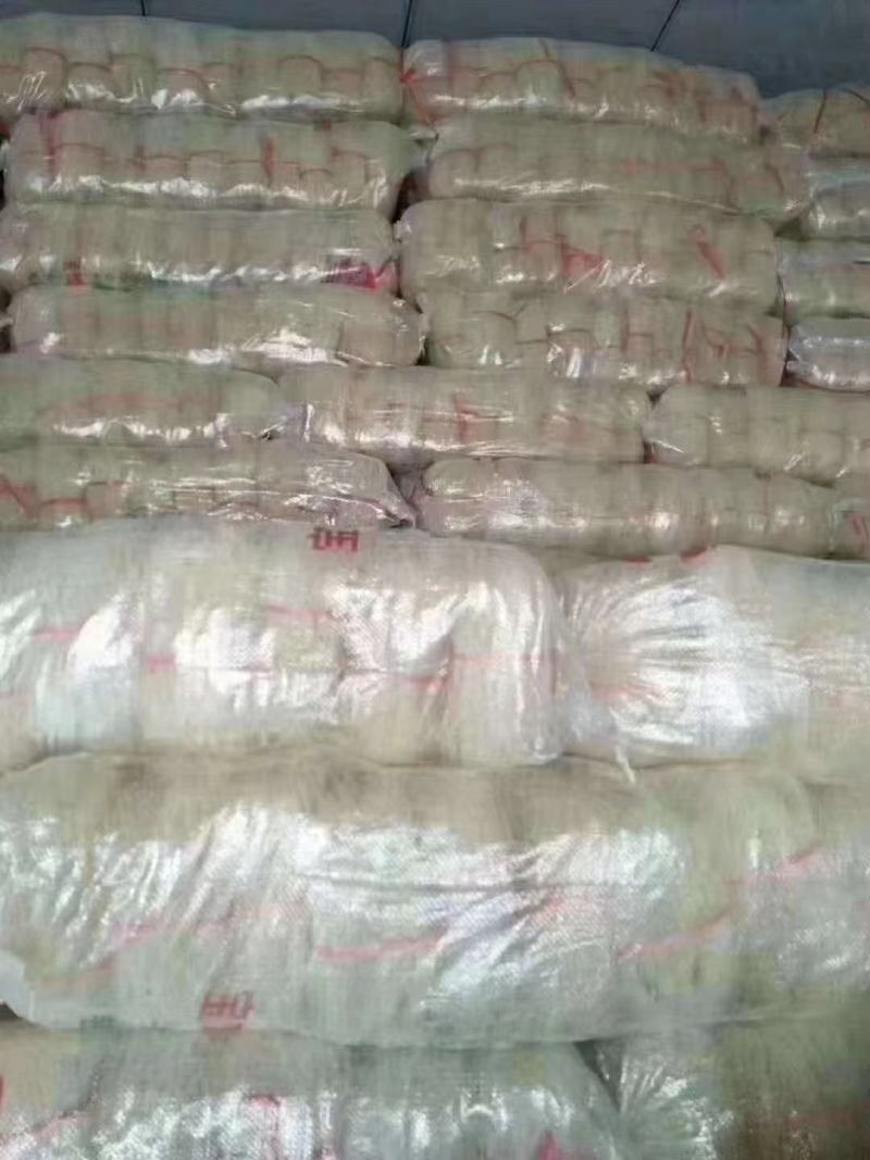 豌豆粉丝不沾锅口感好有劲道