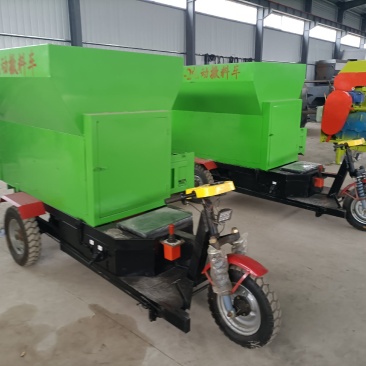 揉丝搅拌机电动上料车