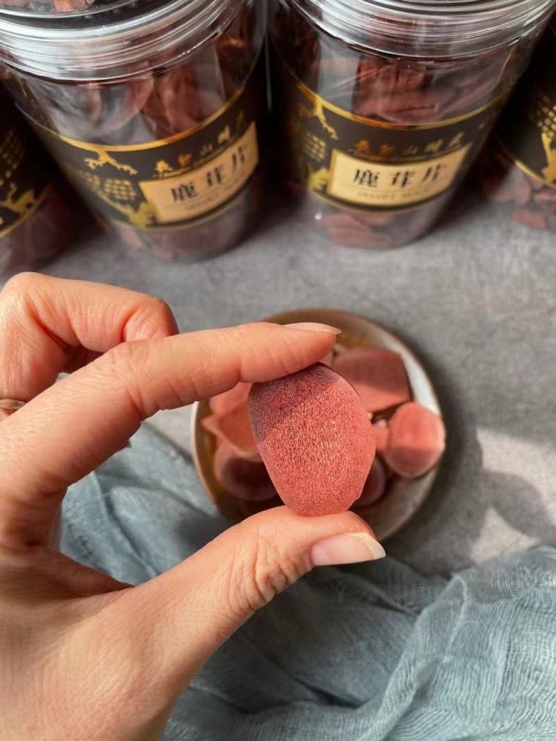 好货长白山鹿茸片，鹿茸礼盒，一瓶半斤250克，价格合理