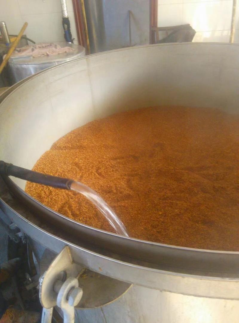 白酒，土家族自酿白酒，传统古法工艺，洞藏储存，好喝不上头