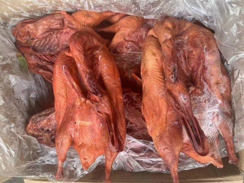 全熟卤板鸭，无须二次加工，食用方便，手续齐全，品质保证