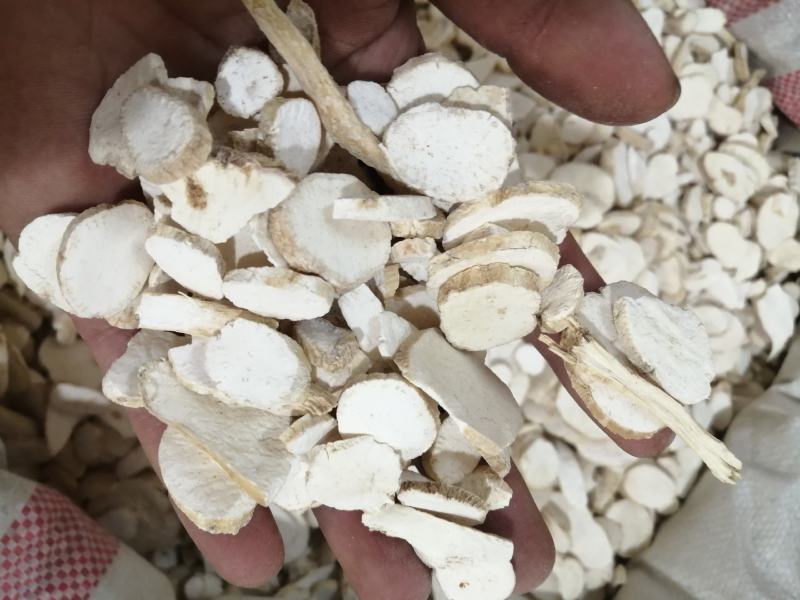 天花粉，花粉（瓜蒌根），颜色漂亮又白又干净，大小均匀